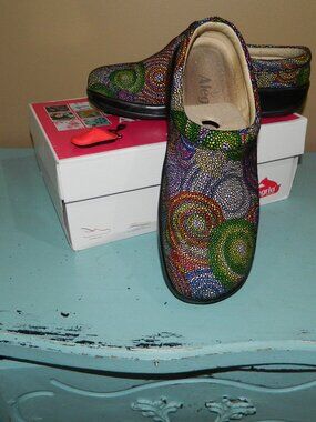 Alegria Kay 387 Bullseye Mules Clogs Slip On Circles Sz 41 (10.5-11)